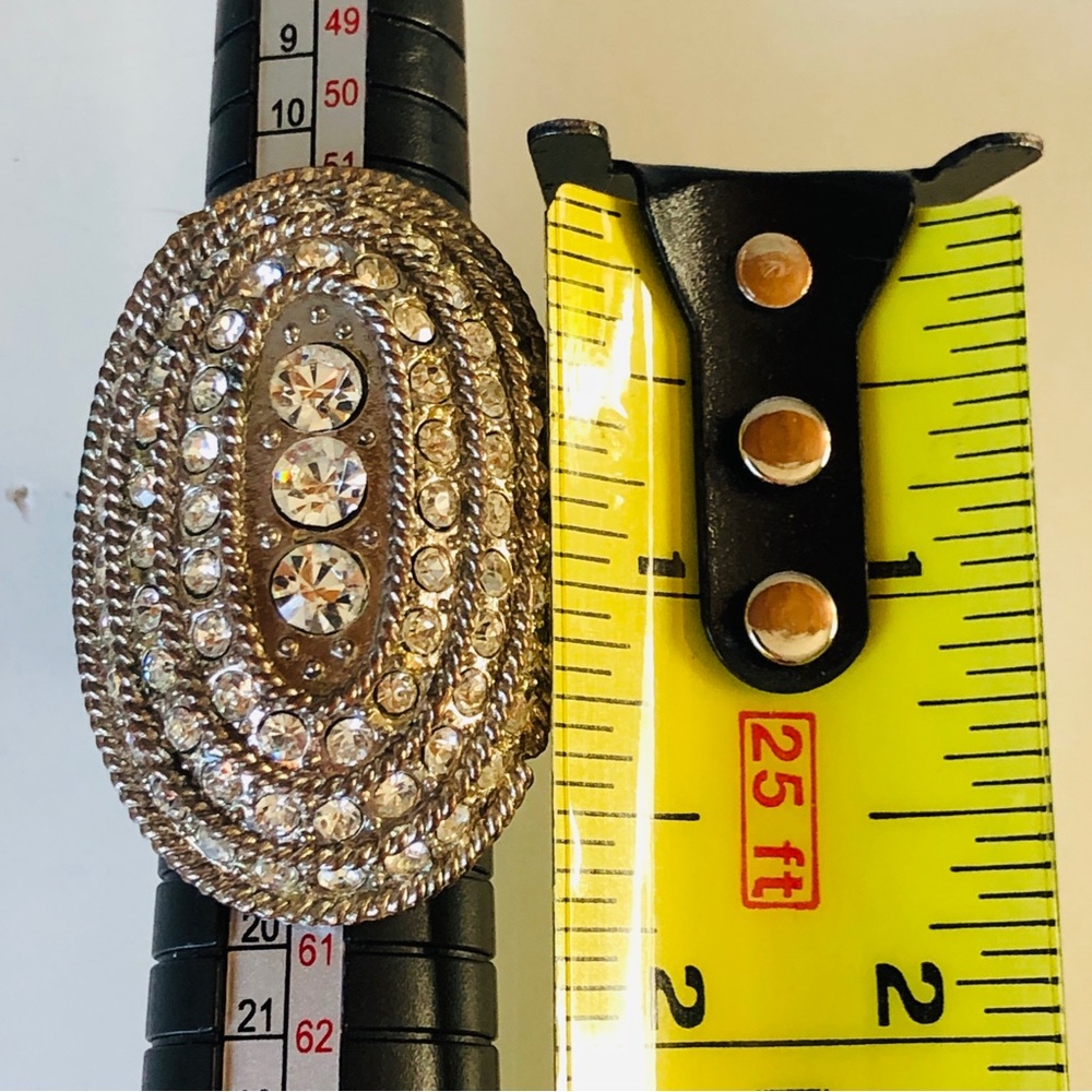 Stunning Inlayed Rhinestone Ring Sparkle Large - Picture 9 of 9